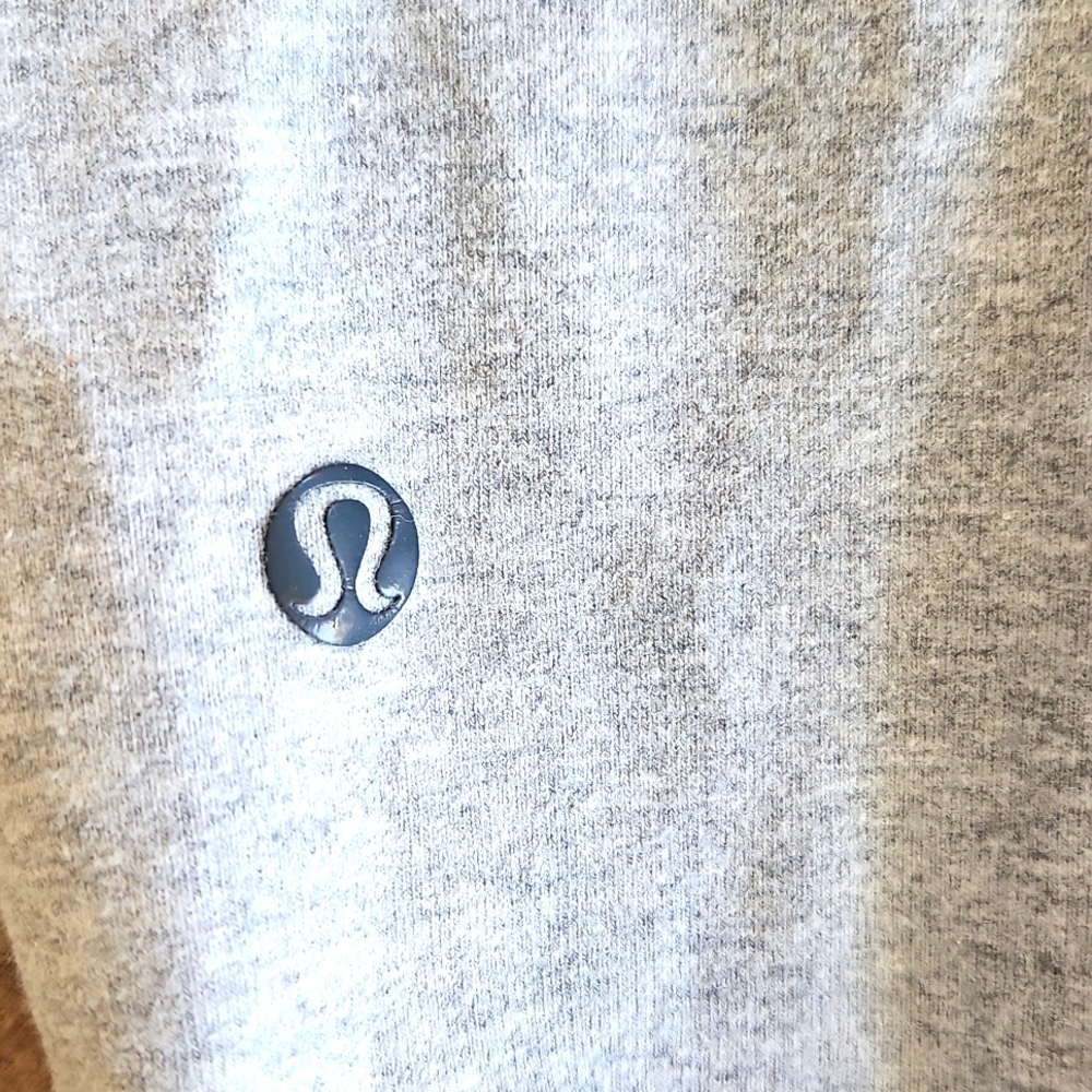 Lululemon yoga pants - Picture 7 of 9